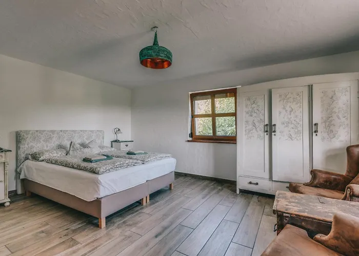 Zsalya Preshaz 펜션 Hegymagas